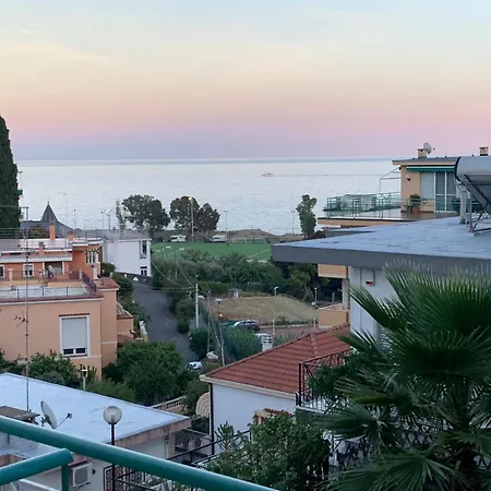 Snappale's House Apartment *